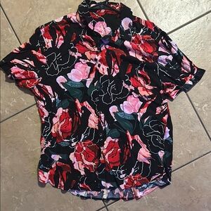 Floral Black and Red Men's button down short sleeve Shirt